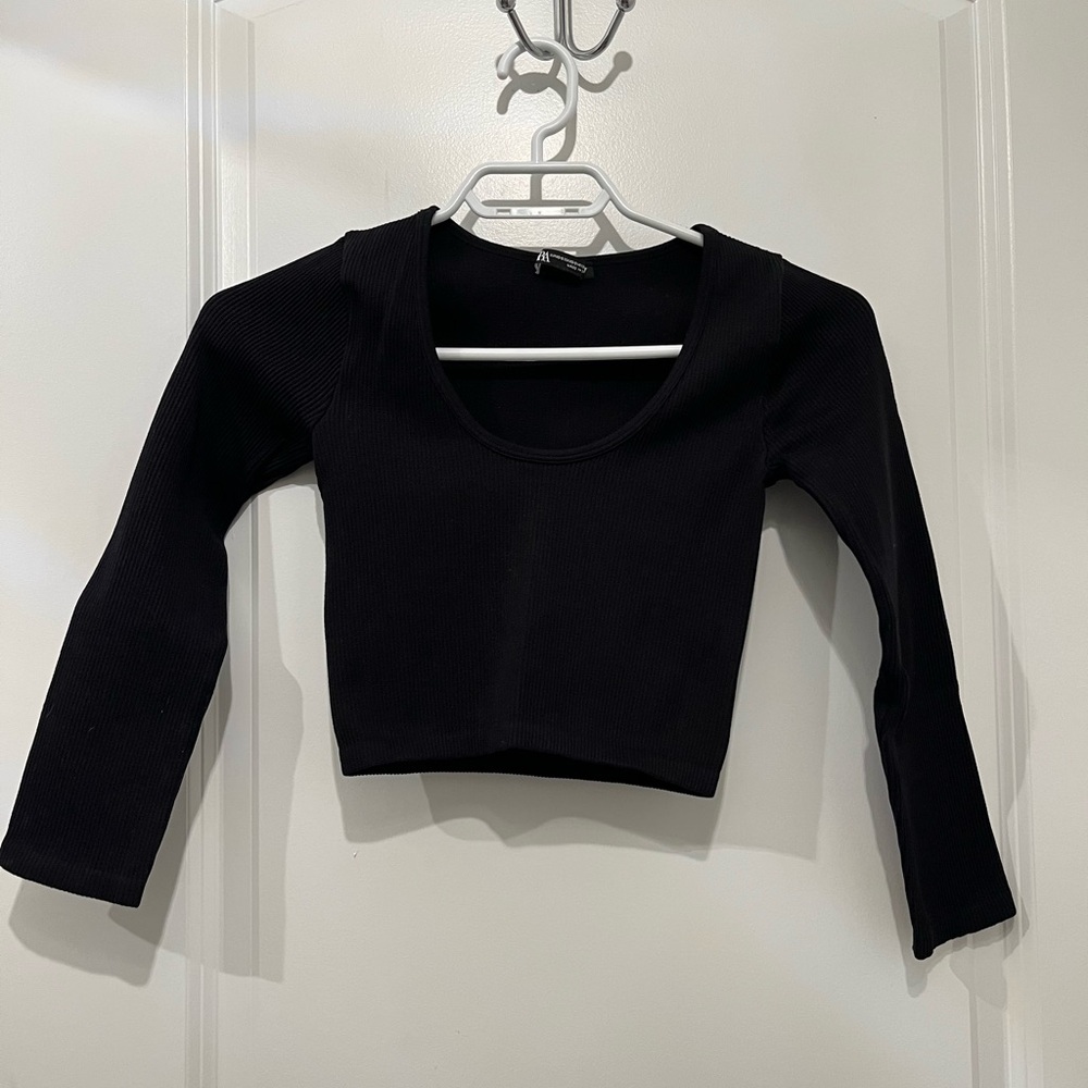 6/$32🛍️ Zara | Black Ribbed Scoop Neck Crop Top, XS
